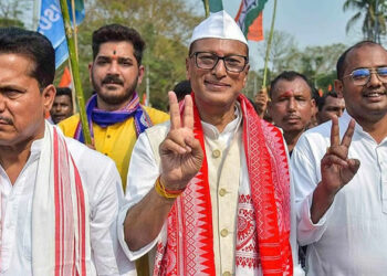 തരൂരിനെ പിന്തുണച്ചതിന് ‘അയിത്തം’; അസമിൽ കോൺഗ്രസ് വിട്ട പ്രദ്യുത് ബോർദലോയ് ഉന്നയിച്ചത് ഗുരുതര ആരോപണങ്ങൾ; പറഞ്ഞത് ഇങ്ങനെ