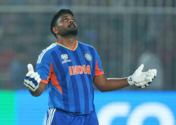 23 പന്തിൽ 3 വിക്കറ്റ്; സഞ്ജുവിനെ പൂട്ടാൻ ഇംഗ്ലീഷ് ആയുധം; ഐസിസി നടപടിയല്ല, സാംസൺ പേടിക്കുന്നത് ആ കാര്യം മാത്രം 