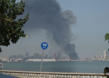 ദുബായിലും ദോഹയിലും വീണ്ടും സ്ഫോടനങ്ങൾ ; ഇതുവരെ ഇറാൻ 137 മിസൈലുകളും 209 ഡ്രോണുകളും വിക്ഷേപിച്ചതായി യുഎഇ പ്രതിരോധ മന്ത്രാലയം