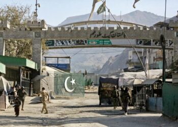 തിരിച്ചടിച്ച് താലിബാൻ ; പാകിസ്താനിലെ കൊഹാത് സൈനിക ക്യാമ്പിൽ ഉൾപ്പടെ വിവിധ ഇടങ്ങളിൽ ഡ്രോൺ ആക്രമണം