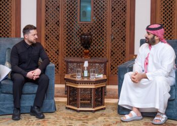 പാകിസ്താനെ കൊണ്ട് ഒരു ഗുണവുമില്ല! ; യുക്രെയ്നുമായി പ്രതിരോധ കരാർ ഒപ്പുവെച്ച് സൗദി അറേബ്യ