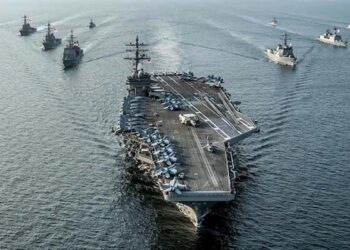 അമേരിക്കൻ വിമാനവാഹിനിക്കപ്പലിന് നേരെ ക്രൂയിസ് മിസൈൽ തൊടുത്തു; ഇറാന്റെ ഞെട്ടിക്കുന്ന വെളിപ്പെടുത്തൽ! മുന്നറിയിപ്പ് നൽകി ഒരു മണിക്കൂറിനുള്ളിൽ ആക്രമണം