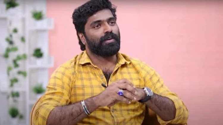 ‘രണ്ട് ദിവസമായി കേൾക്കുന്ന തെറിക്ക് കണക്കില്ല,;നിർമ്മാതാവിന് മറുപടിയുമായി അഭിലാഷ് പിള്ള