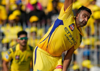 പത്താം ക്ലാസ്സുകാരനും ഫോറിയർ സീരീസും; ചെന്നൈയുടെ ബൗളിംഗ് പ്ലാനിനെ ട്രോളി അശ്വിൻ; പറയുന്നത് ഇങ്ങനെ