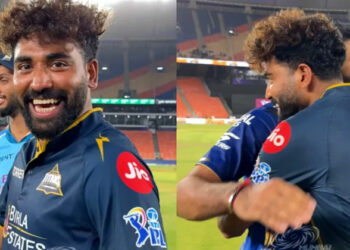 ബുംറയെ ട്രോളി സിറാജ്, തിരിച്ചു പണി കൊടുത്ത് ജസ്സി! “ആദ്യം പോയി ആ മുടി വെട്ട്”; സ്റ്റേഡിയത്തിൽ ചിരി പടർത്തി പേസർമാരുടെ കുസൃതി