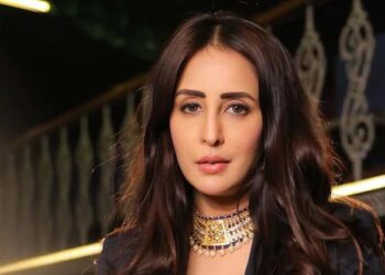 വിവാഹത്തിനായി മതം മാറി, ഇപ്പോൾ സനാതന ധർമ്മത്തിലേക്ക് മടങ്ങി; വെളിപ്പെടുത്തലുമായി നടി ചഹത് ഖന്ന