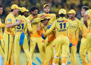 ധോണി വന്നാലും രക്ഷയില്ല, എല്ലാത്തിനും കാരണം അവന്മാർ; സിഎസ്‌കെയുടെ തകർച്ചയിൽ മുൻ താരങ്ങളുടെ കടുത്ത വിമർശനം; എല്ലാ പഴിയും അവർക്ക്