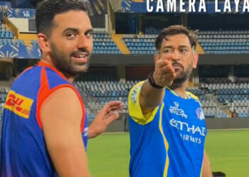 ഇവനെ ഇവിടുന്ന് ഓടിക്കണം; ചഹാറിനെ കണ്ടതും ധോണി പറഞ്ഞത് അത്’; മുംബൈ ഇന്ത്യൻസ് ക്യാമ്പിലെ രസകരമായ വീഡിയോ വൈറൽ