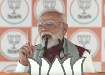 ബംഗാളിലെ മത്സ്യബന്ധന മേഖലയുടെ പുരോഗതിക്കായി വൻ പദ്ധതികൾ പ്രഖ്യാപിച്ച് മോദി ; മത്സ്യകയറ്റുമതിയിൽ വൻ കുതിച്ചുചാട്ടം ലക്ഷ്യം