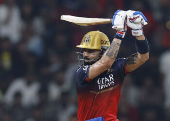 ഷമിയെ കടന്നാക്രമിച്ചത് വെറുതെയല്ല, കോഹ്‌ലിയുടെ ലക്ഷ്യം എപ്പോഴും ആ ടീമിലെ മികച്ച ബൗളറാണ്; മാസ്റ്റർ പ്ലാൻ വെളിപ്പെടുത്തി മനോജ് തിവാരി