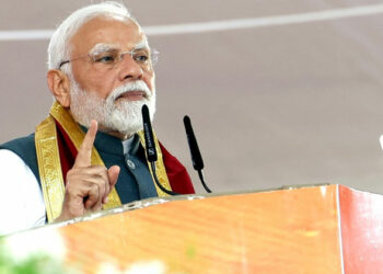 ഇനി ഓരോ പൈസയ്ക്കും കണക്ക് പറയണം; ബംഗാളിൽ ‘സബ്കാ ഹിസാബ്’ മുഴക്കി മോദി; അഴിമതിക്കാർക്ക് നേരെ ഗർജിച്ച് പ്രധാനമന്ത്രി