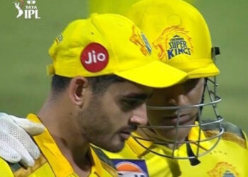 മുകേഷിന് വിയോഗ വേദന; ധോണിക്ക് പരിക്കിന്റെ ബുദ്ധിമുട്ട്; വാംഖഡെ പോരാട്ടത്തിന് മുൻപ് സിഎസ്‌കെ ക്യാമ്പിൽ ആശങ്ക