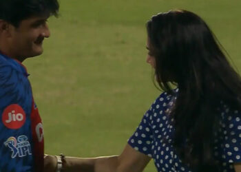 അതൊരു കിടിലൻ പഞ്ച് തന്നെ, യുവതാരത്തെ ഇടിച്ച് പ്രീതി; കമന്ററി ബോക്സിൽ രവി ശാസ്ത്രിയുടെ ചിരി