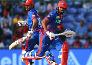 ഞാനാണ് അവന്റെ സ്ഥാനത്തെങ്കിൽ കരയുമായിരുന്നു, രാഹുലിന്റെ സെഞ്ച്വറിക്ക് വില നൽകാത്ത ബൗളിംഗ് നിരയെ ‘ദുരന്തം’ എന്ന് വിളിച്ച് ശ്രീകാന്ത്