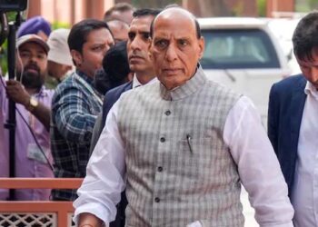 സാഹസത്തിന് മുതിർന്നാൽ കടുത്ത പ്രഹരം’; പാകിസ്താന് രാജ്‌നാഥ് സിങ്ങിന്റെ മുന്നറിയിപ്പ്, ഓപ്പറേഷൻ സിന്ദൂർ ഓർമ്മിപ്പിച്ച് പ്രതിരോധമന്ത്രി