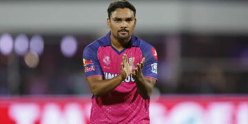 രോഹിത്തും കോഹ്‌ലിയും സന്ദീപിന് മുന്നിൽ വിറയ്ക്കും; ഗെയ്‌ലിനെയും വെറുതെ വിട്ടില്ല; സ്വിംഗ് മാന്ത്രികന്റെ അവിശ്വസനീയ കണക്കുകൾ