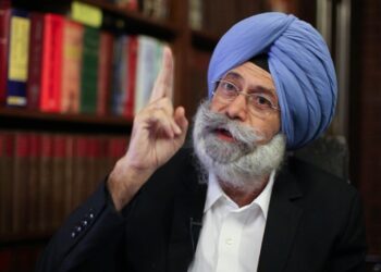 പ്രമുഖ മനുഷ്യാവകാശ അഭിഭാഷകൻ എച്ച് എസ് ഫൂൽക്ക ബിജെപിയിൽ ചേർന്നു ; ആം ആദ്മി പാർട്ടി മുൻ എംഎൽഎ ; പഞ്ചാബിലെ മുൻ പ്രതിപക്ഷ നേതാവ്