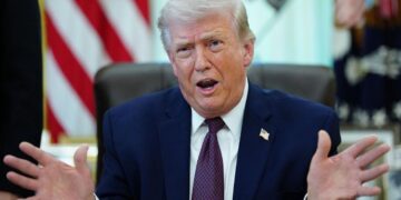 ‘യുദ്ധത്തിൽ നഷ്ടങ്ങൾ സംഭവിക്കുന്നത് സ്വാഭാവികം’ ; യുഎസ് യുദ്ധവിമാനങ്ങൾ ഇറാൻ വെടിവെച്ചിട്ടതിൽ പ്രതികരണവുമായി ട്രംപ്