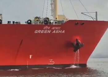 ഹോർമുസ് കടലിടുക്ക് കടന്ന് ഇന്ത്യൻ തീരമണഞ്ഞ് ‘ഗ്രീൻ ആശ’ ; ഇന്ത്യയിലേക്ക് എത്തുന്ന ഒമ്പതാമത്തെ എൽപിജി ടാങ്കർ