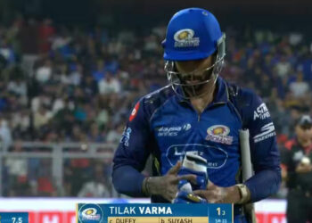 200 റൺസ് ചേസ് ചെയ്യാൻ തിലകിനെക്കൊണ്ട് കഴിയില്ല!; മുംബൈ ഇന്ത്യൻസ് താരത്തിനെതിരെ പൊട്ടിത്തെറിച്ച് മുൻ താരം; രജത് പാട്ടിദാറിനെ കണ്ട് പഠിക്കാൻ ഉപദേശം