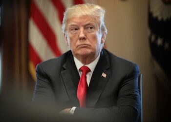 ഇറാൻ യുദ്ധം അമേരിക്കയുടെ 50% മിസൈലുകളിൽ കുറവ് വരുത്തിയെന്ന് റിപ്പോർട്ട് ; പാട്രിയറ്റ് , താഡ് മിസൈലുകളുടെ പകുതിയോളം സ്റ്റോക്ക് തീർന്നു