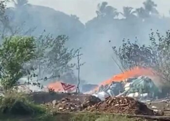 പാറമേക്കാവിന്‍റെ വെടിക്കെട്ട് നിർമ്മാണത്തിന് സ്റ്റോപ്പ് മെമ്മോ