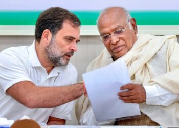 വൻ സംഘടനാ അഴിച്ചുപണിക്കൊരുങ്ങി കോൺഗ്രസ് ; നിർണായക നേതൃമാറ്റത്തിനൊരുങ്ങി ഹൈക്കമാൻഡ്