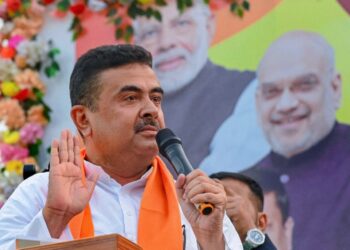 പ്രധാനമന്ത്രി കൊൽക്കത്തയിൽ ; ബംഗാളിൽ സുവേന്ദു യുഗത്തിന് തുടക്കമാവുന്നു ; സത്യപ്രതിജ്ഞ ചടങ്ങിൽ നിരവധി പ്രമുഖർ