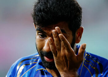 10 കളിയിൽ 3 വിക്കറ്റ്; ബുംറയുടെ പതനത്തിൽ ഞെട്ടി ക്രിക്കറ്റ് ലോകം; മുംബൈ ക്യാമ്പിൽ തിരുത്തൽ നടപടി വേണമെന്ന് വേദ കൃഷ്ണമൂർത്തി