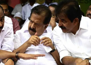 ജനവിധി മറക്കരുത്; മുഖ്യമന്ത്രി കസേരയ്ക്കായുള്ള കലഹം വിദ്വേഷ ശക്തികൾക്ക് വളമാകും, കോൺഗ്രസിന് സമസ്തയുടെ താക്കീത്
