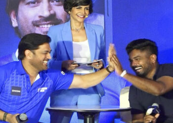 ബൂസ്റ്റ് ബോട്ടിലിലെ സ്റ്റിക്കറിൽ നിന്ന് തുടങ്ങിയ ആരാധന; ധോണിയുമായുള്ള ആത്മബന്ധത്തെക്കുറിച്ച് സഞ്ജു
