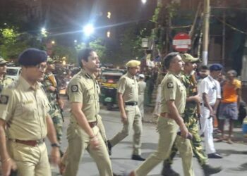 വോട്ടെണ്ണൽ കേന്ദ്രങ്ങൾക്ക് ചുറ്റും  നിരോധനാജ്ഞ പ്രഖ്യാപിച്ച് കൊൽക്കത്ത പോലീസ് ; ഏഴ് പ്രധാന കേന്ദ്രങ്ങളിൽ പ്രത്യേക സുരക്ഷ