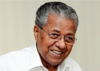 പക വീട്ടി പൊതുജനം ; മുഖ്യമന്ത്രി ഉൾപ്പെടെ 14 മന്ത്രിമാർ പിന്നിൽ ; ഇടതുപക്ഷം ചരിത്രപരമായ തോൽവിയിലേക്ക്