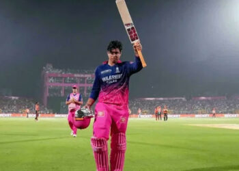 15-ാം വയസ്സിൽ കോടീശ്വരൻ; 21-ൽ വിരമിക്കൽ? വൈഭവ് സൂര്യവംശിയെക്കുറിച്ച് വോണും കുക്കും