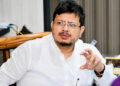 ആരാണ് റിതബ്രത ബാനർജി? തൃണമൂൽ കോൺഗ്രസിനെ പിടിച്ചുകുലുക്കുന്ന രാഷ്ട്രീയ മുഖം