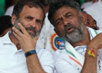 കർണാടകത്തിൽ രാഹുലിന്റെ ഗ്യാരന്റികൾ ഡി.കെ സർക്കാർ പൊളിച്ചെഴുതുന്നു; ഗുണഭോക്താക്കൾക്ക് ഇനി ‘ആധാർ’ നിർബന്ധം; കൈപൊള്ളിയപ്പോൾ പിന്മാറിയെന്ന് ബി.ജെ.പി