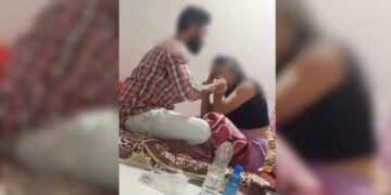 ‘മന്ത്രങ്ങൾ ഉരുവിട്ട് യുവതിയെ കരയിപ്പിച്ചു; വ്യോമസേനാ ഉദ്യോഗസ്ഥന്റെ ഭാര്യയെ പീഡിപ്പിച്ചു മതം മാറ്റിയ കേസിൽ ഒളിവിലായിരുന്ന മൗലവി പിടിയിൽ!