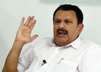 “ആരോഗ്യ വകുപ്പ് ഡയറക്ടർ തുരപ്പൻ പണി കാണിച്ചു, അതുകൊണ്ടാണ് മാറ്റിയത്; നിപ ഫലം വന്നിട്ടും എന്നെ അറിയിച്ചില്ല”മന്ത്രി കെ. മുരളീധരൻ