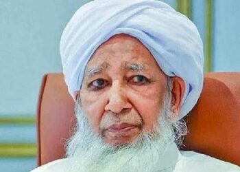 വീര്യംകുറഞ്ഞ മദ്യത്തിന് നികുതി ഇളവ് നൽകിയത് കുരങ്ങന് ഏണി വെച്ച് കൊടുക്കുന്നത് പോലെ; യു.ഡി.എഫ് സർക്കാരിനെതിരെ കാന്തപുരം!