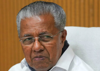 പരാജയം അംഗീകരിക്കുന്നു, പക്ഷേ ഒന്നും അവസാനിച്ചെന്ന് കരുതേണ്ട; കൂടുതൽ കരുത്തനായി തിരിച്ചുവരും; സർക്കാരിന് മുന്നറിയിപ്പുമായി പിണറായി വിജയൻ