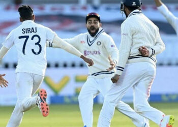 അവർക്ക് നരകം കാണിച്ചുകൊടുക്കൂ; ലോർഡ്‌സിൽ കോഹ്‌ലി മുഴക്കിയ ആ ഗർജ്ജനം; ഇന്ത്യയുടെ ഉശിരൻ പകവീട്ടൽ