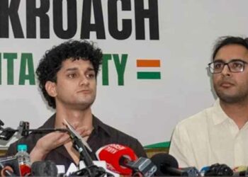 ‘സുപ്രീം കോടതി ഉപാധികൾ അംഗീകരിക്കാനാവില്ല, കേസുകൾ മുഴുവൻ പിൻവലിക്കണം’;പാറ്റകൾ