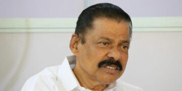 ടി.കെ. ഗോവിന്ദനും കുഞ്ഞികൃഷ്ണനും വർഗ്ഗവഞ്ചകർ, അവരെ തിരിച്ചെടുക്കില്ല; എം വി ജയരാജനെ തള്ളി പാർട്ടി സെക്രട്ടറി