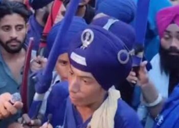 നിഹംഗ് സിഖുകാരും സിജെപി പ്രതിഷേധക്കാരും തമ്മിൽ ഏറ്റുമുട്ടൽ ; ജന്തർ മന്തറിൽ വീണ്ടും സംഘർഷം