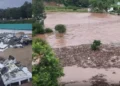 ജമ്മു കശ്മീരിലെ പൂഞ്ചിൽ മിന്നൽ പ്രളയവും കനത്ത ഉരുൾപൊട്ടലും ; 4 മരണം, നിരവധിപേരെ കാണാതായി; വ്യാപക നാശനഷ്ടങ്ങൾ