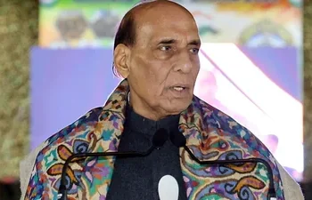 27-ാമത് കാർഗിൽ വിജയ് ദിവസ് ; പാകിസ്താന് ശക്തമായ മുന്നറിയിപ്പുമായി രാജ്‌നാഥ് സിംഗ് ദ്രാസ് സ്മാരകത്തിൽ
