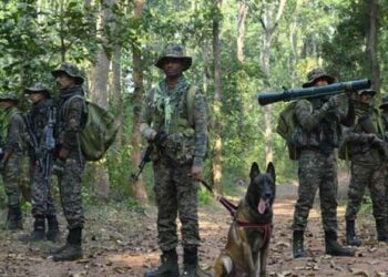 ‘ചുവപ്പ് ഇടനാഴി ചരിത്രമാകുന്നു: ഒരു കോടി തലവിലയുള്ള മുൻനിര നേതാവ് പിടിയിൽ; ആക്രമണങ്ങൾ റെക്കോർഡ് കുറവിലേക്ക്!