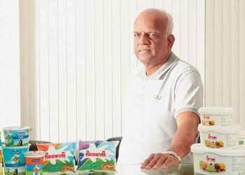Arun Icecreams: തള്ളുവണ്ടിയിൽ നിന്ന് പത്മശ്രീ വരെ;പേരിന് മാത്രം കോടികൾ റോയൽറ്റി വാങ്ങുന്ന മനുഷ്യൻ
