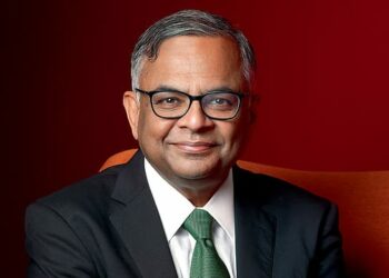 ടാറ്റയിൽ വീണ്ടും നേതൃമാറ്റം ; ടാറ്റ സൺസ് ചെയർമാൻ സ്ഥാനം രാജിവെച്ച് എൻ ചന്ദ്രശേഖരൻ ; ഓഹരികളിൽ ഇടിവ്