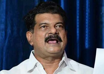 “ചതിച്ചതാര്? ചന്തുതന്നെ”; ബേപ്പൂരിലെ തോൽവിയിൽ കോൺഗ്രസിനെ പഴിച്ച് പി.വി അൻവർ; ഒപ്പം പാർട്ടിക്ക് മുന്നറിയിപ്പും